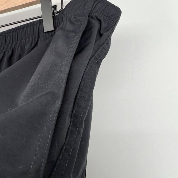 Duluth Shorts Mens Black Nylon Elastic Waist Lightweight size 2XL Pockets Hiking - Picture 3 of 7